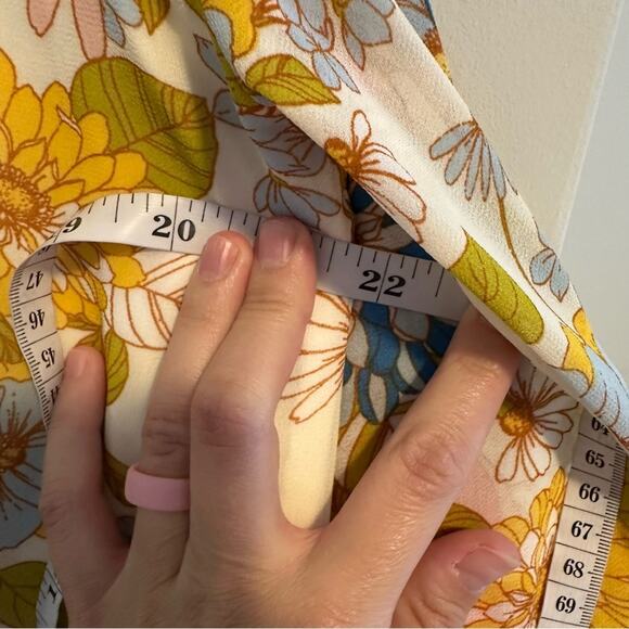 Tuckernuck Sugarlips Cream Pink Blue Floral Ruffled Blouse Top Small - Picture 6 of 12